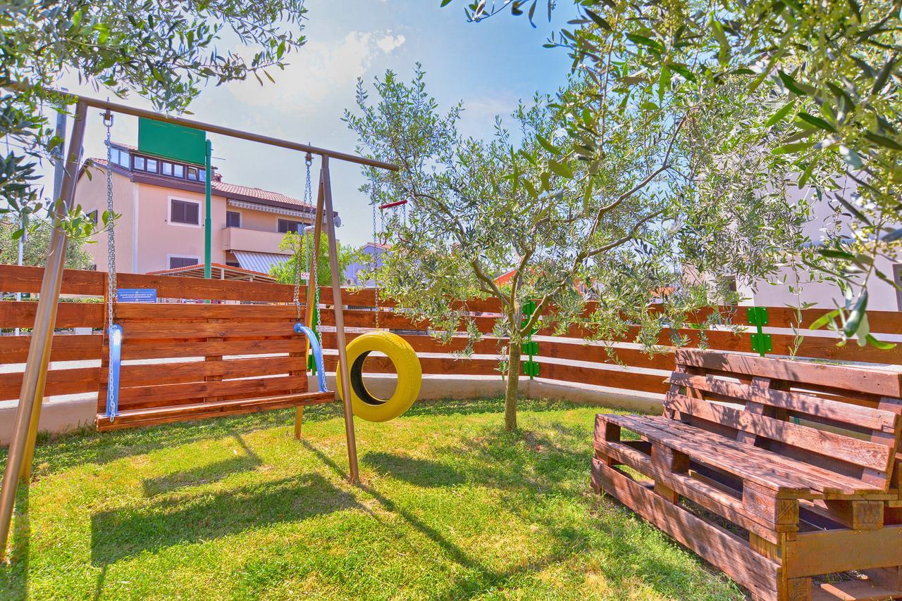 Apartments Chiara 877 Pola Esterno foto